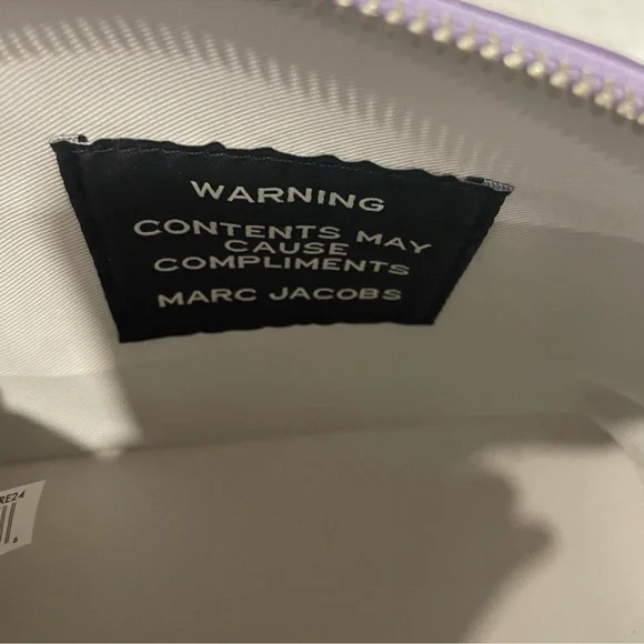 Marc Jacobs The Beauty Bag Pouch Wristlet in Lavender - Picture 9 of 10